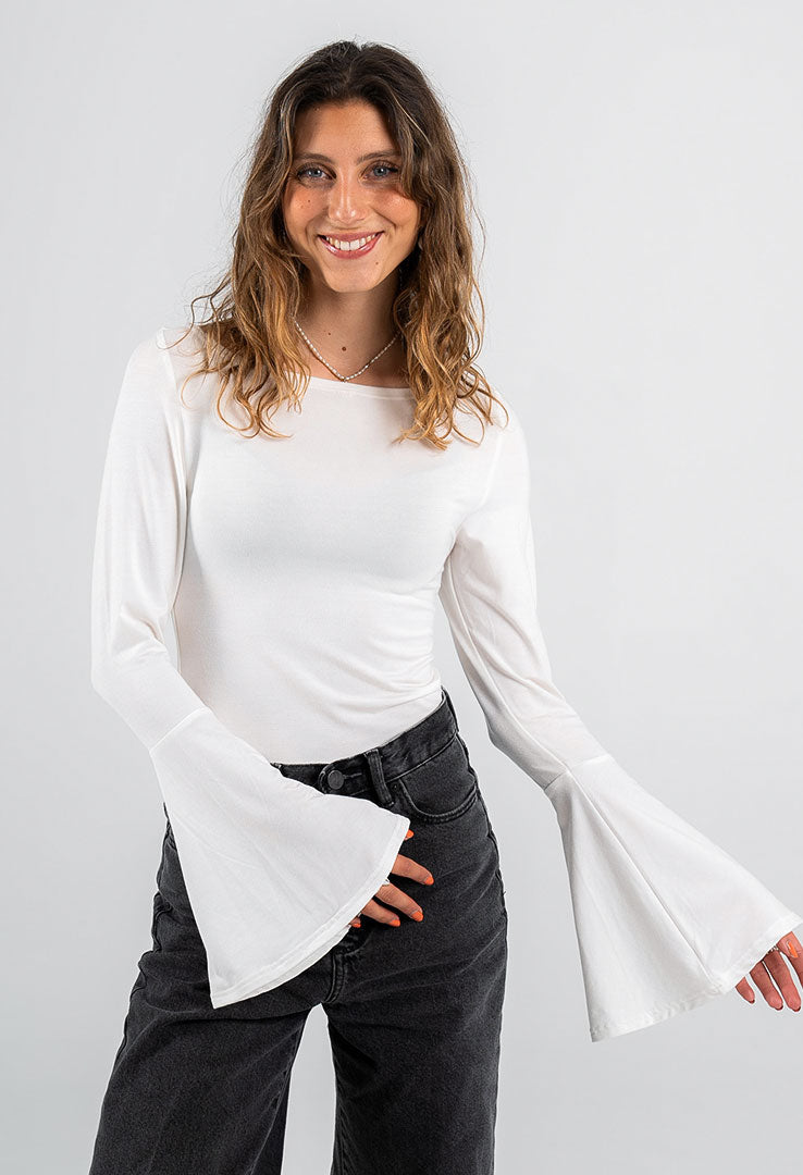 CherryBoo | BUTTERFLY SLEEVE SWEATER