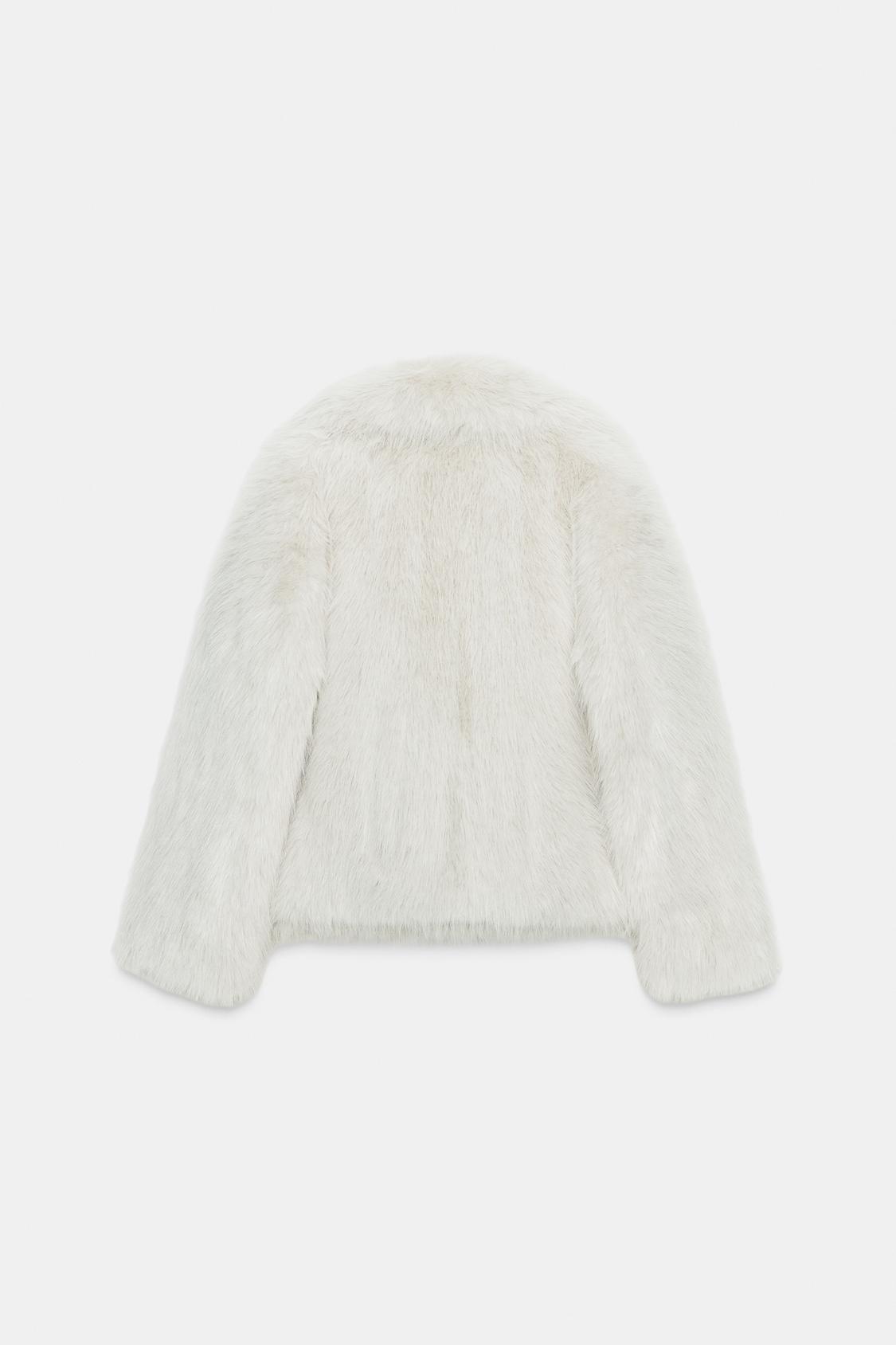 CherryBoo | SHORT CREAM FUR