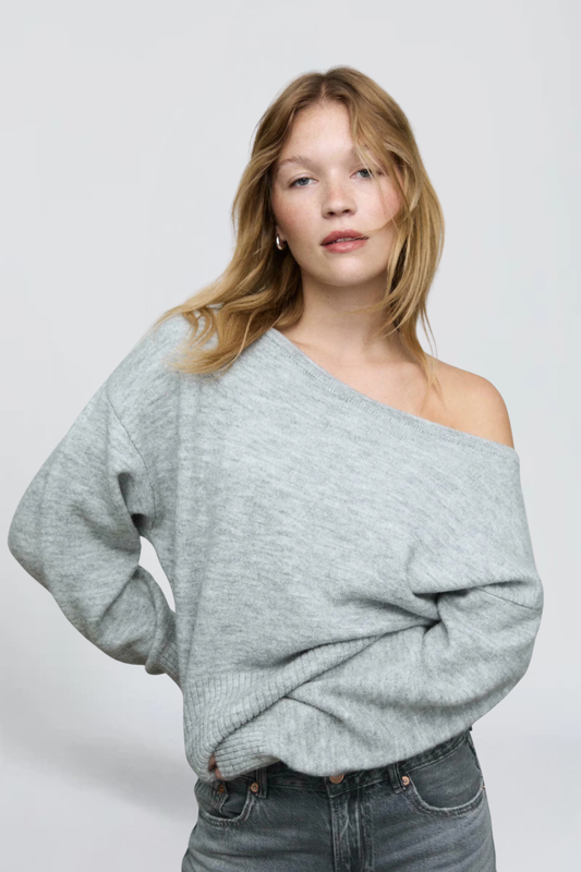 CherryBoo | BOAT NECK SWEATER